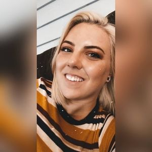 Meet your Posher, Shelby